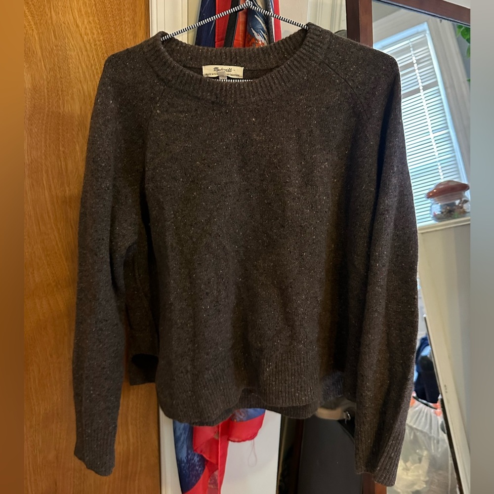 Madewell recycled cashmere sweater in dark brown size medium